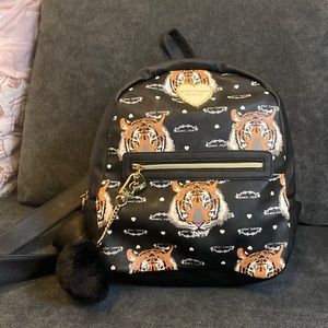 Betsey Johnson mini bag pack